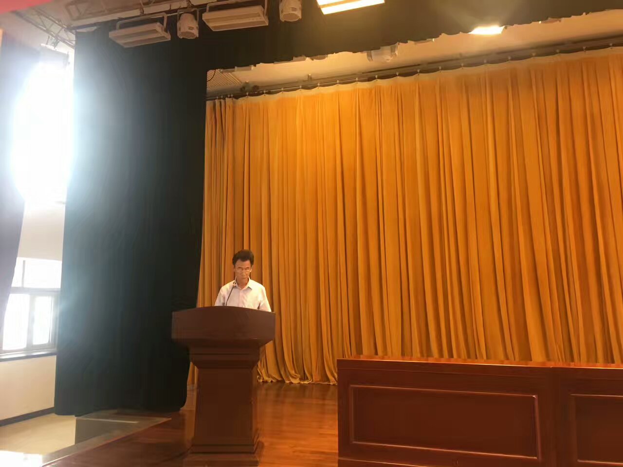 超达阀门股份集团有限公司董事长王汉洲 超达阀门股份集团有限公司董事长王汉洲