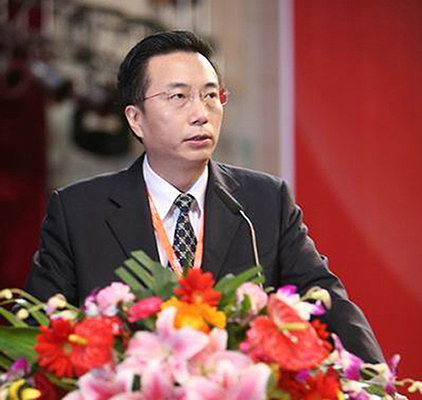 石大校友汪东进出任中国海油总经理 校友雷典武出任中国石化高级副总裁 石大校友汪东进出任中国海油总经理 校友雷典武出任中国石化高级副总裁