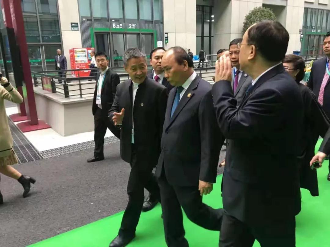 哈电集团斯泽夫出席中越企业家圆桌会议 哈电集团斯泽夫出席中越企业家圆桌会议