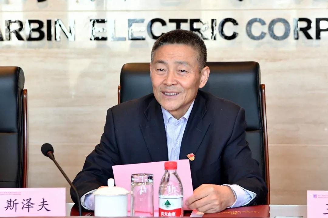 哈電集團斯澤夫會見佳木斯市委常委、撫遠市委書記周宏一行