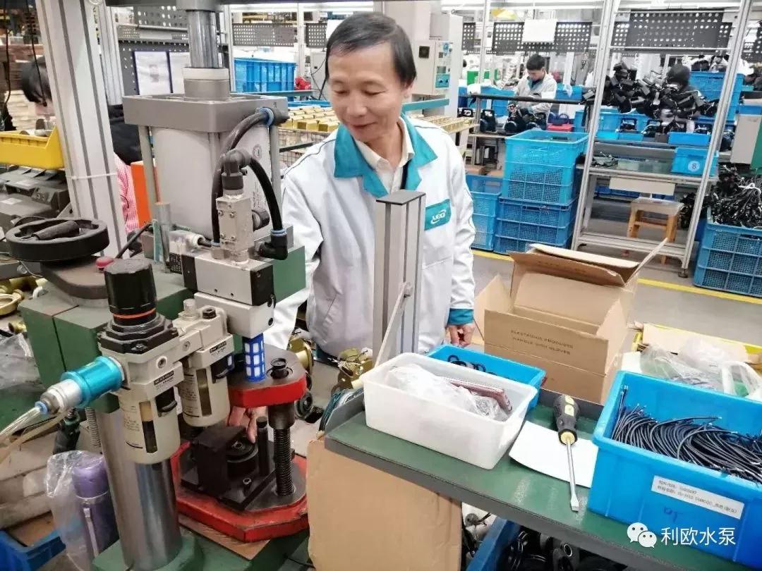 利欧集团浙江泵业工程工艺部张工 脚踏实地,做铺路石 利欧集团浙江泵业工程工艺部张工 脚踏实地,做铺路石