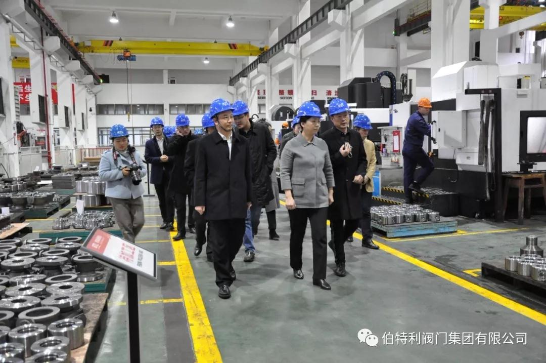 副省长王文序一行到伯特利调研品牌建设情况 副省长王文序一行到伯特利调研品牌建设情况