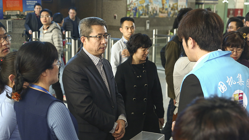 国机集团宋欣参加“与雷锋同行”主题团日活动 国机集团宋欣参加“与雷锋同行”主题团日活动