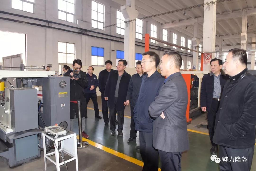 为阀门公司开“阀门” 远大阀门畅销40多个国家和地区 为阀门公司开“阀门” 远大阀门畅销40多个国家和地区