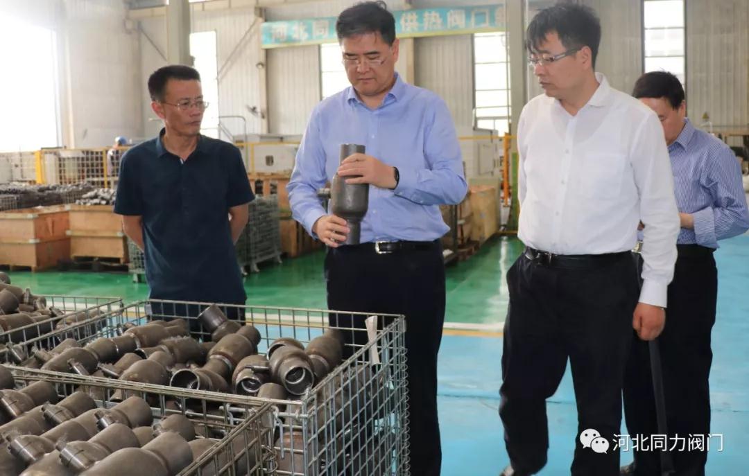 中国科学院城市环境研究所所长,中国工程院院士、贺泓;中国环境科学研究院首席科学家、席北斗研究员,莅临河北同力彩90调研指导! 中国科学院城市环境研究所所长,中国工程院院士、贺泓;中国环境科学研究院首席科学家、席北斗研究员,莅临河北同力彩90调研指导!