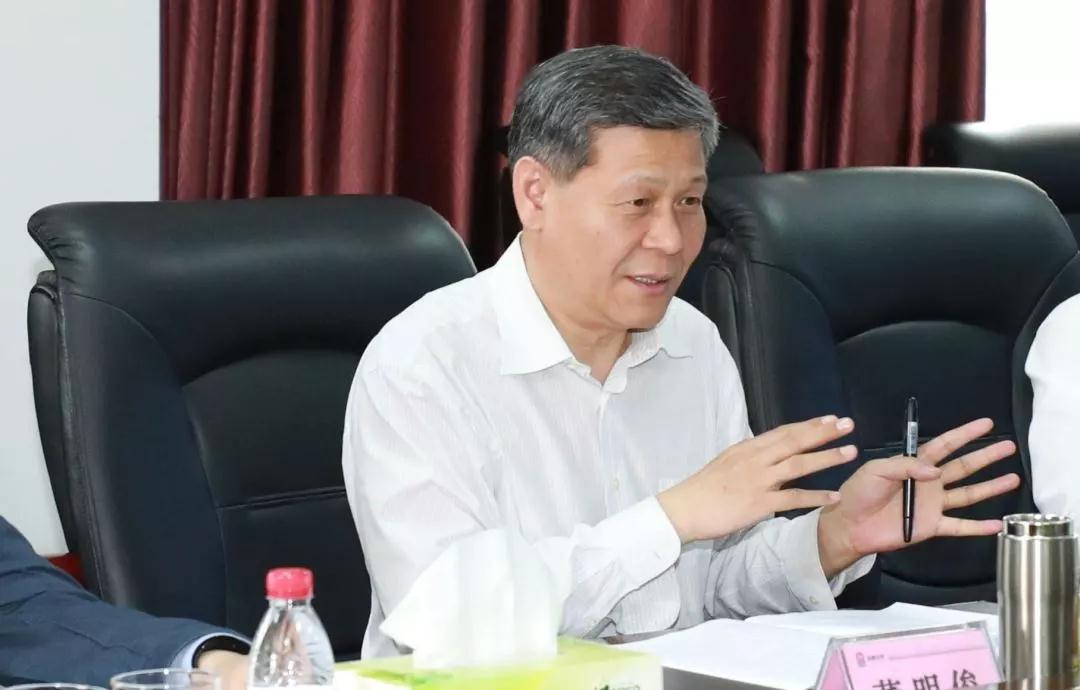 董明俊到自贡硬质合金有限责任公司调研指导工作 董明俊到自贡硬质合金有限责任公司调研指导工作