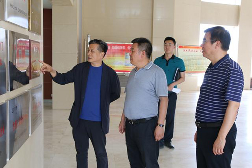 西固区政府主要领导调研兰州高压阀门限公司及重点项目建设 西固区政府主要领导调研兰州高压阀门限公司及重点项目建设