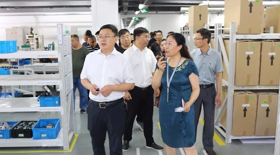 保定国家高新区贤台乡政府领导一行莅临兰格恒流泵有限公司参观交流 保定国家高新区贤台乡政府领导一行莅临兰格恒流泵有限公司参观交流