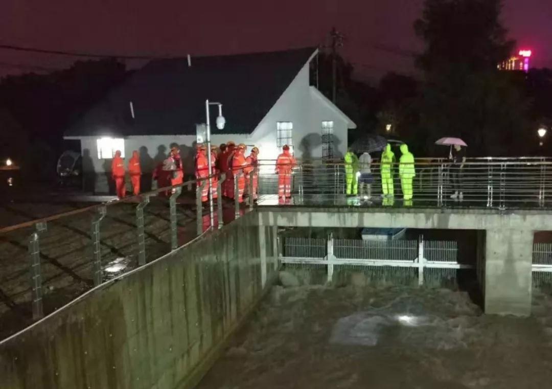風雨中彰顯責任擔當 —— 恒大江海泵業產品江西萍鄉搶險大顯神威
