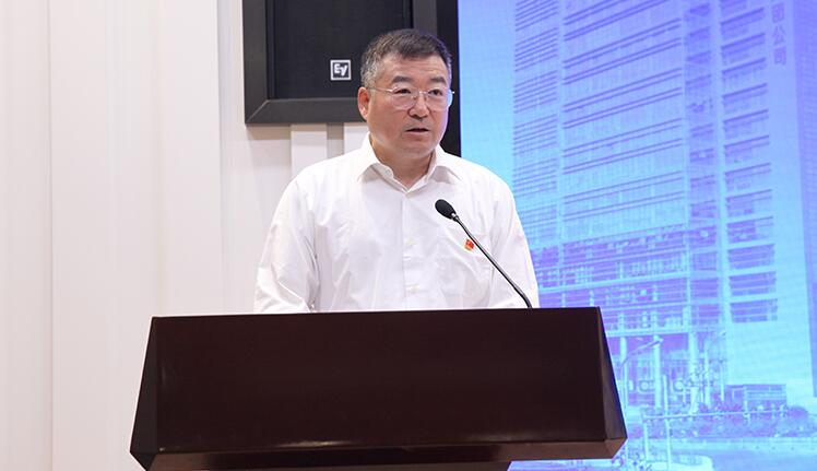 张晓仑发表讲话 张晓仑发表讲话
