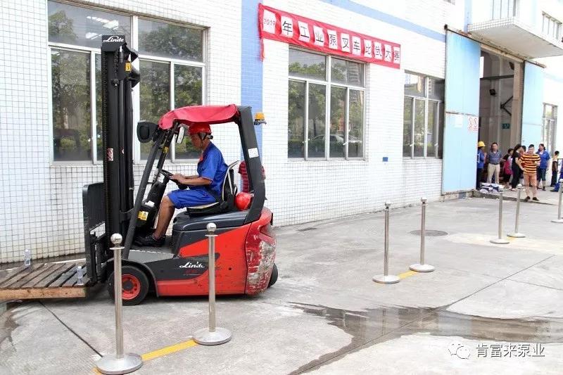 精彩的比赛现场 精彩的比赛现场