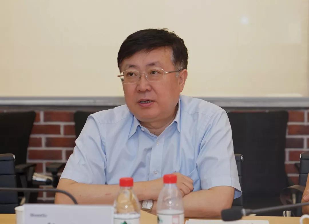 龙兴元董事长在讲话中说 龙兴元董事长在讲话中说