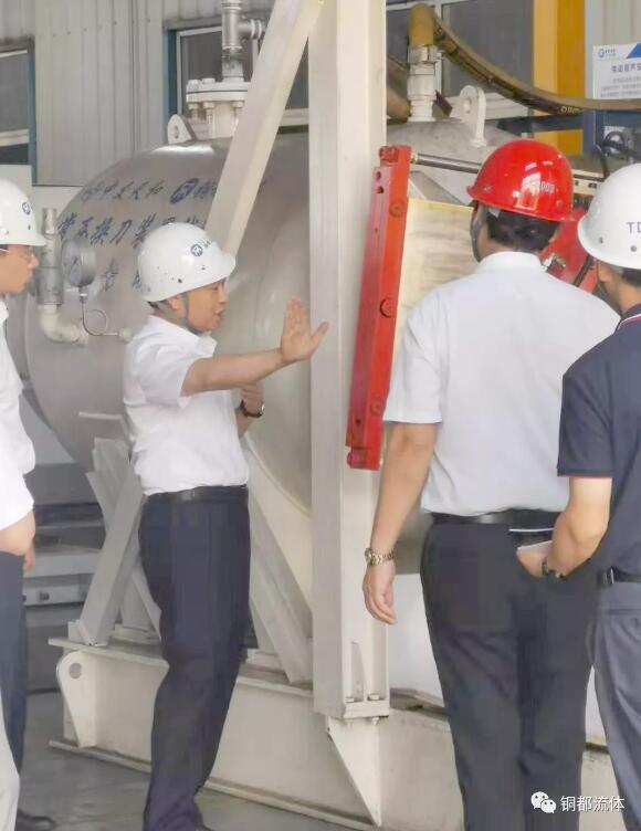 李国英省长来铜都流体调研 :培育单打冠军企业 李国英省长来铜都流体调研 :培育单打冠军企业