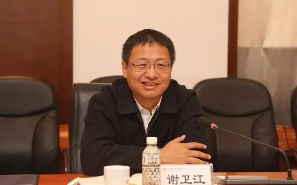 哈电集团党委副书记、总经理吴伟章一行来哈电电机调研