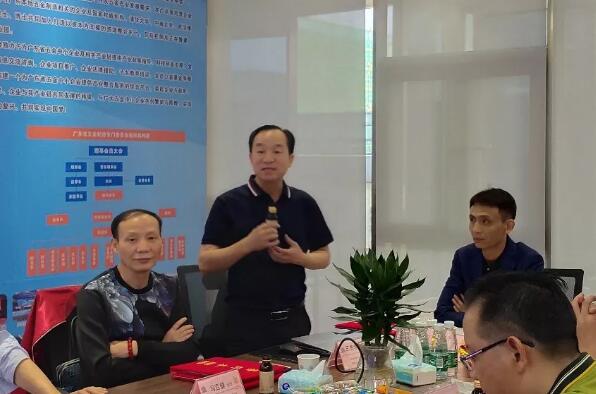 广东省资促会五金制造专门委员会《战略合作协议》签订仪式圆满成功! 广东省资促会五金制造专门委员会《战略合作协议》签订仪式圆满成功!