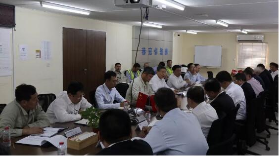 斯泽夫参加哈斯彦项目高层会并到项目现场调研 斯泽夫参加哈斯彦项目高层会并到项目现场调研
