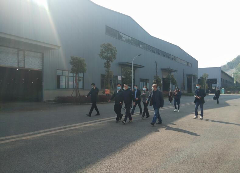 达州市副市长杜海洋一行来新达泵阀调研 达州市副市长杜海洋一行来新达泵阀调研