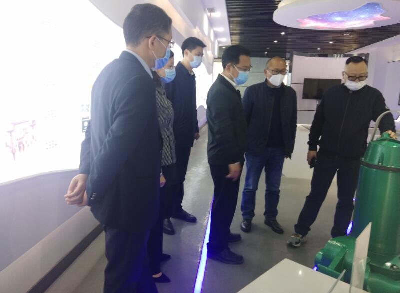 达州市副市长杜海洋一行来新达泵阀调研 达州市副市长杜海洋一行来新达泵阀调研