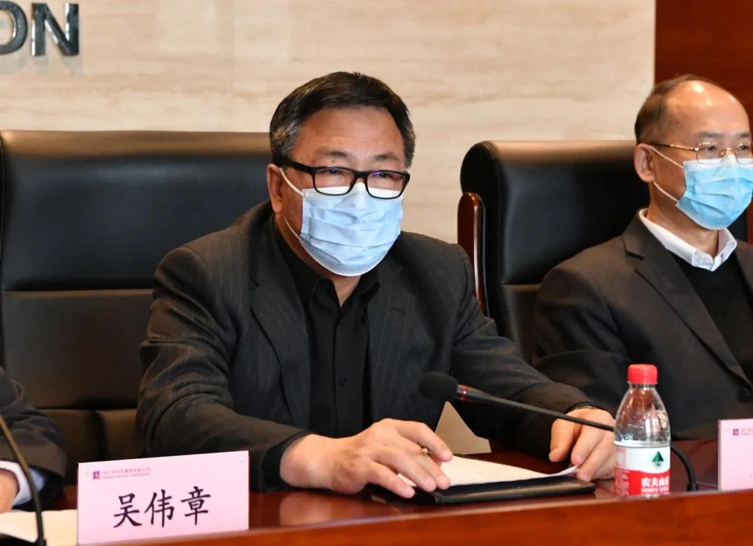 哈電集團與山東能源集團、新鳳祥集團簽署聊城祥光熱電聯產項目合作協議