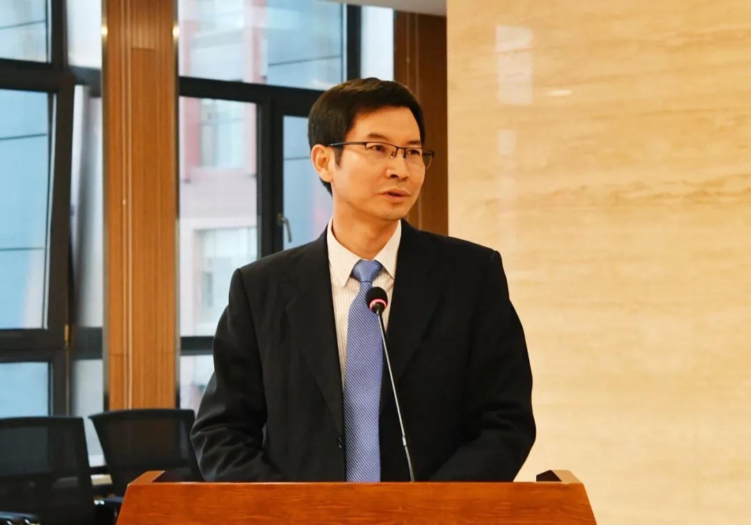 榆能集团董事长_榆能集团董事长李诚