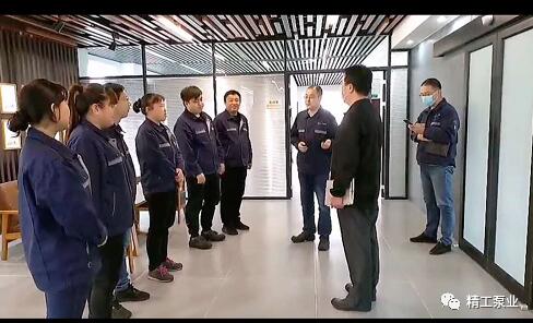 候榮國博士與技術部部分員工合影
