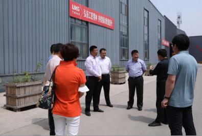 北京化工大学教授到烟店镇考察轴承产业