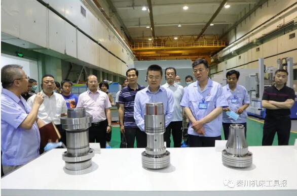陕西省工信厅刘波副厅长一行莅临秦川集团专题调研 陕西省工信厅刘波副厅长一行莅临秦川集团专题调研