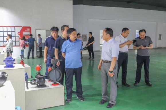 山西省小企业发展促进局副局长张会荣莅临北京好利集团山西基地调研 山西省小企业发展促进局副局长张会荣莅临北京好利集团山西基地调研