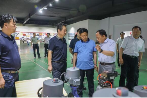 山西省小企业发展促进局副局长张会荣莅临北京好利集团山西基地调研 山西省小企业发展促进局副局长张会荣莅临北京好利集团山西基地调研