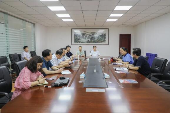 山西省小企业发展促进局副局长张会荣莅临北京好利集团山西基地调研 山西省小企业发展促进局副局长张会荣莅临北京好利集团山西基地调研