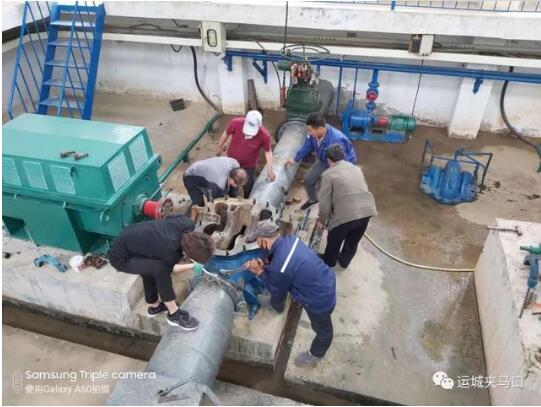 堡里泵站完成水泵更換工作