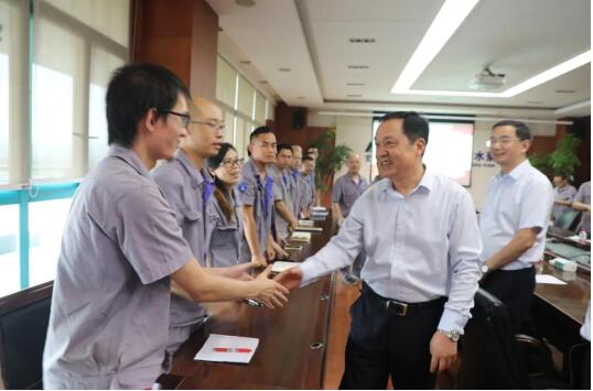 王玉祥到重慶水泵公司技術(shù)黨支部參加組織生活