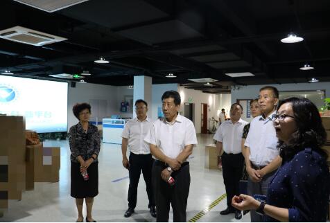 中國檢驗檢測學會常務副會長生飛一行蒞臨方圓檢測集團調研指導