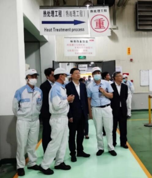 苏州市委副书记、市长李亚平莅临常熟恩斯克轴承有限公司参观走访 苏州市委副书记、市长李亚平莅临常熟恩斯克轴承有限公司参观走访