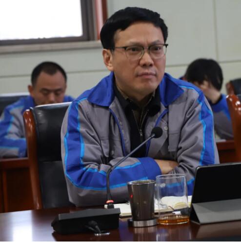 重庆机床集团召开中层管理人员述职述廉测评会 重庆机床集团召开中层管理人员述职述廉测评会