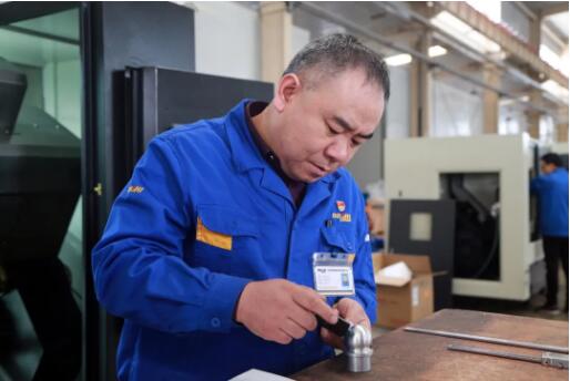 秦川工匠杨忠州:不忘初心 砥砺传承 秦川工匠杨忠州:不忘初心 砥砺传承
