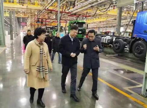 秦川机床工具集团严鉴铂董事长赴湖北走访用户 秦川机床工具集团严鉴铂董事长赴湖北走访用户
