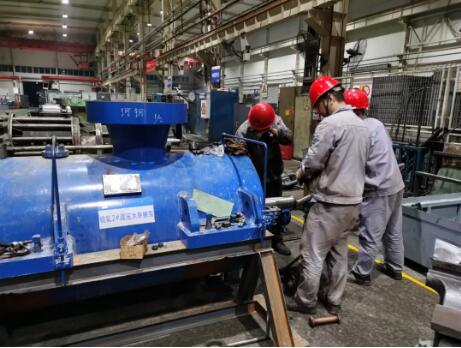 重慶水泵公司總裝順利完成除鱗泵搶修任務