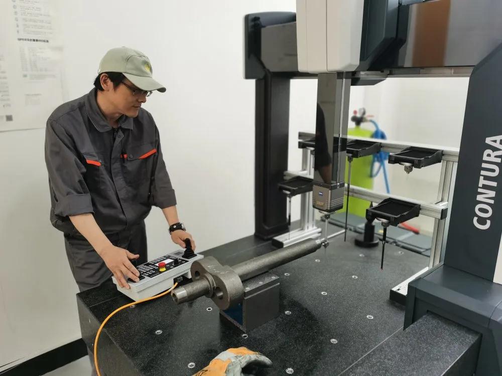 沈阳机床:锦旗在一线飘扬 优质服务屡获赞 沈阳机床:锦旗在一线飘扬 优质服务屡获赞