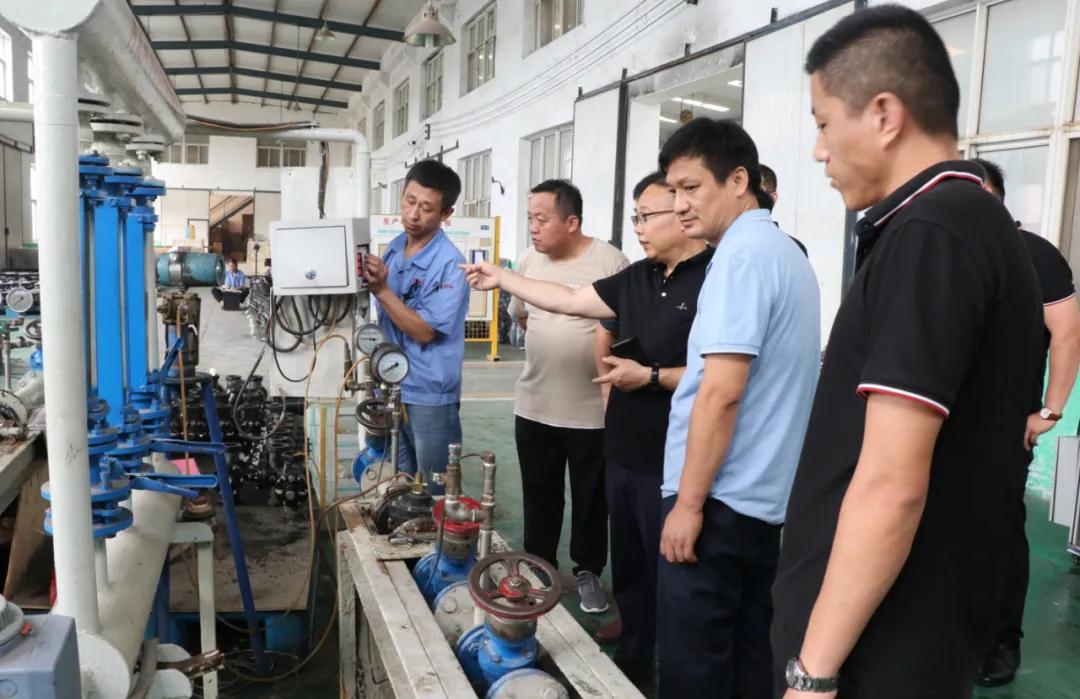 安丘盛源熱電有限公司領導蒞臨河北同力閥門參觀考察