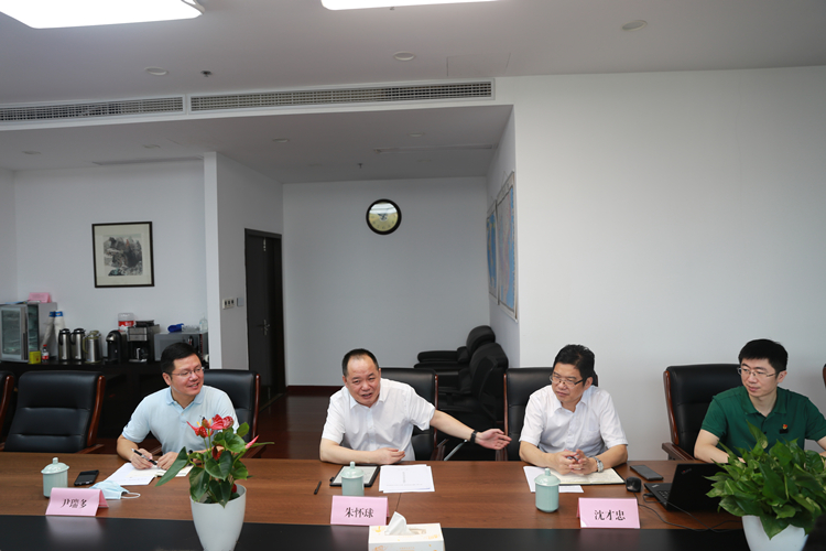 浙江工業大學理學院林強院長來浙江省計量院交流