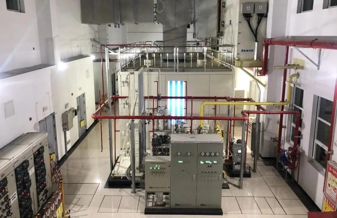 哈電集團研制的青海新能源分布式調相機投運