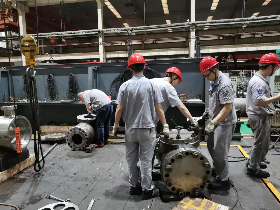 重慶水泵公司總裝、容器、試驗站聯合突擊急難任務