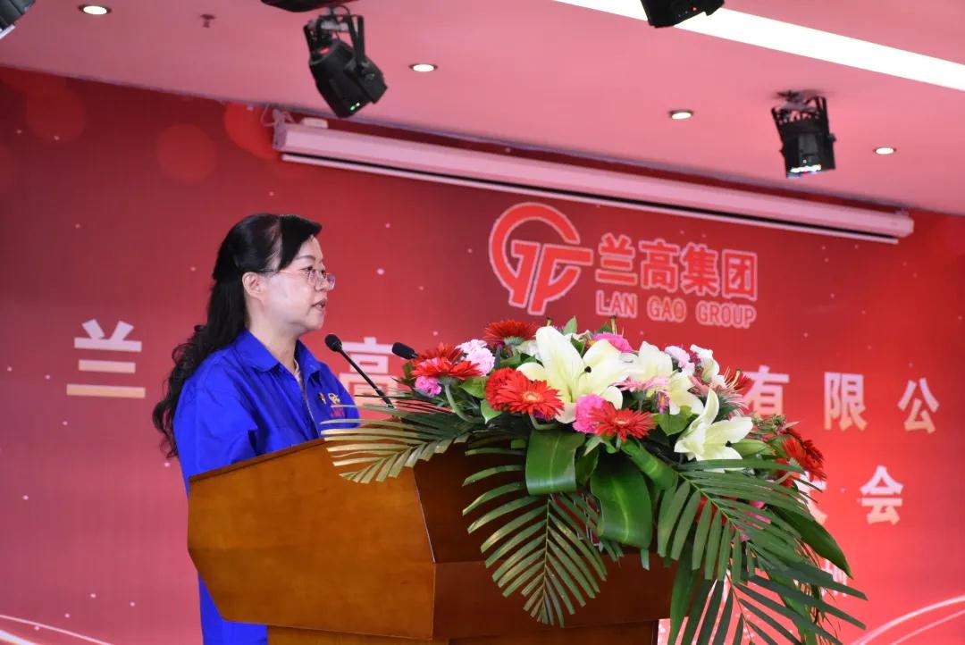 员工代表回顾创业历程、分享心得感受 员工代表回顾创业历程、分享心得感受