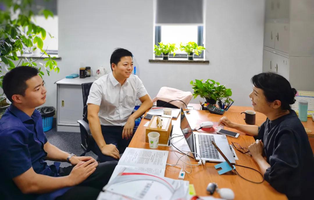 湖州市長興縣商務局施賢超主任一行到訪浙江省儀器儀表行業協會