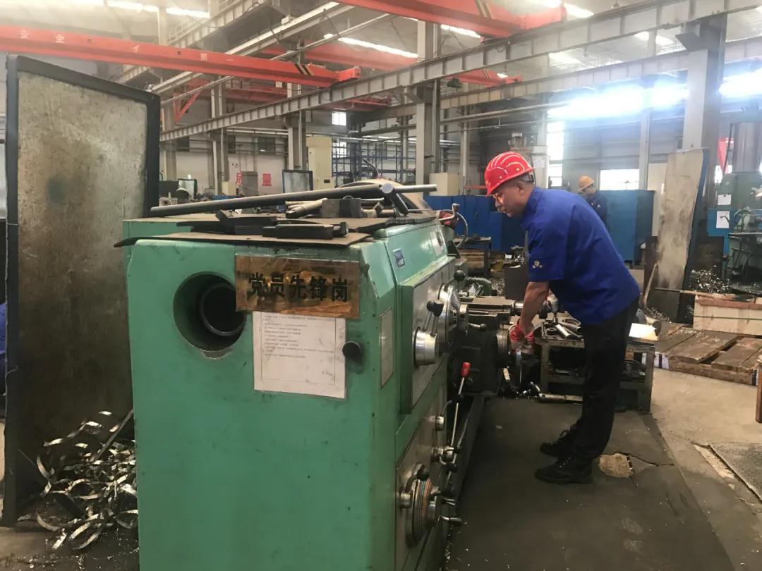 “不出廢活”蘭高閥門車工李海權:用心打造每一件產品 “不出廢活”蘭高閥門車工李海權:用心打造每一件產品