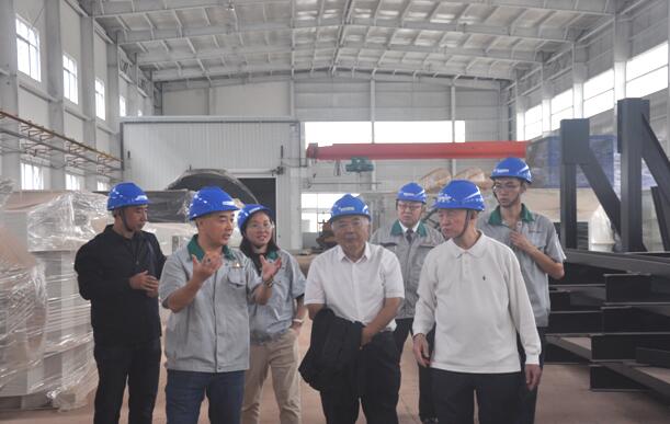 “新型外熱送風水冷長爐齡大噸位沖天爐系統的研發與應用”通過科技成果評價