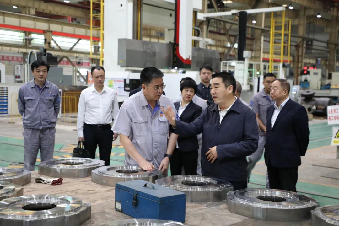 機電集團辛國榮到重慶水泵公司調研指導工作