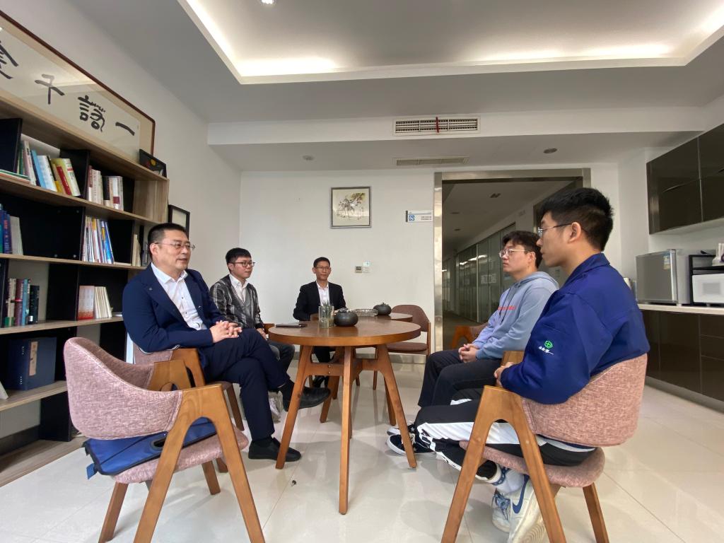 蘭理工溫州泵閥院回訪力諾流體