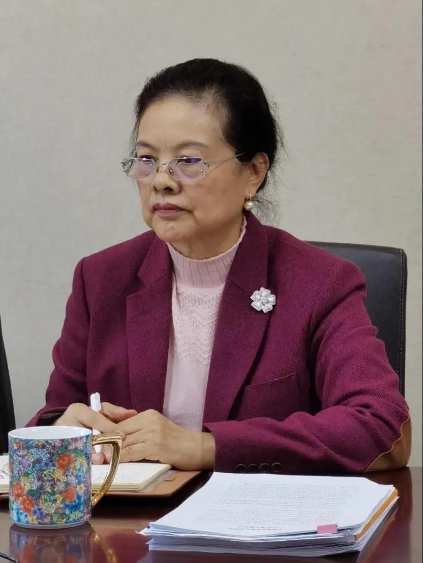 中通協會長 黃鸝
